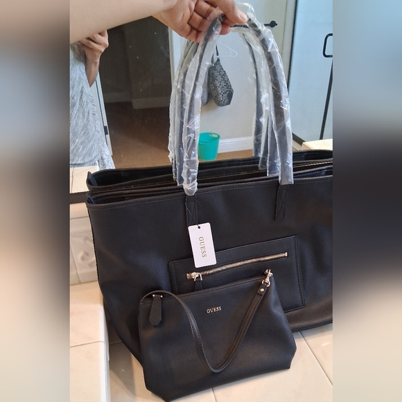 GUESS Elegant Black Tote and Pouch Set - Picture 1 of 8